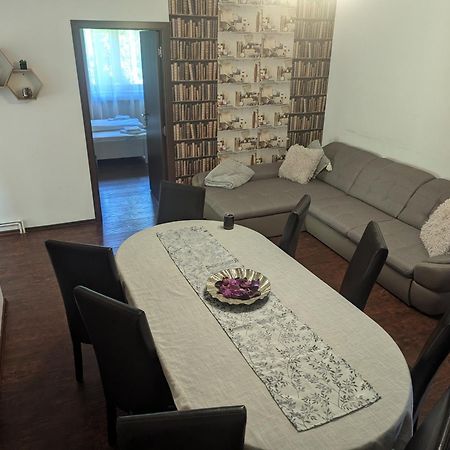 הוילה Văliug Casa Alex מראה חיצוני תמונה